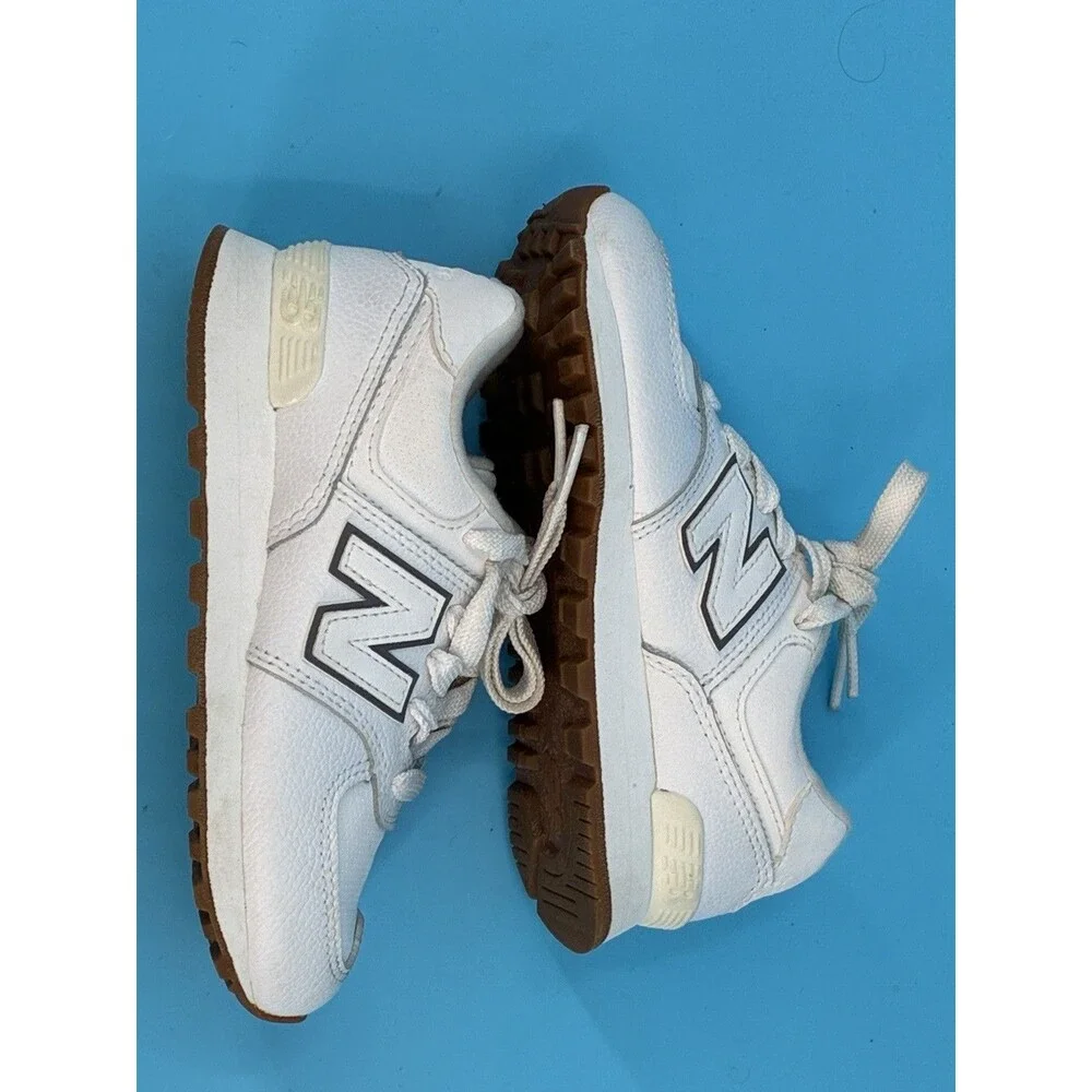 New Balance 574 Kids Size 11 White Gum Sole Sneakers PC574FHN